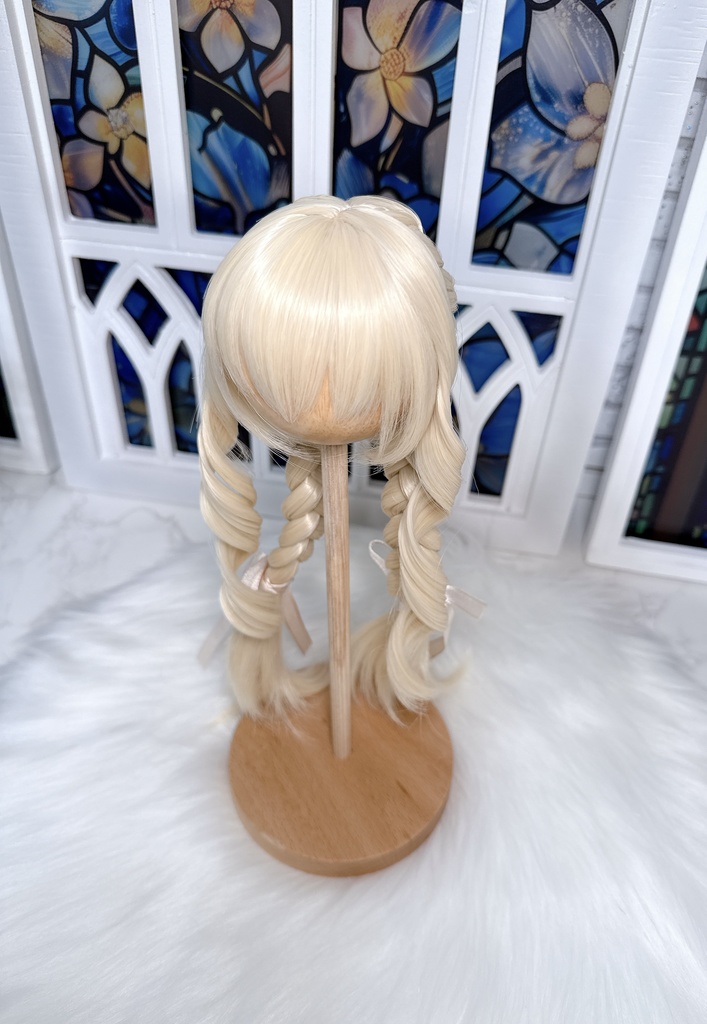 Luna Wigs C61