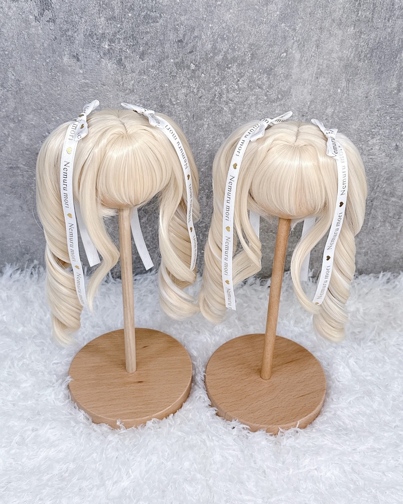 Luna Wigs C75