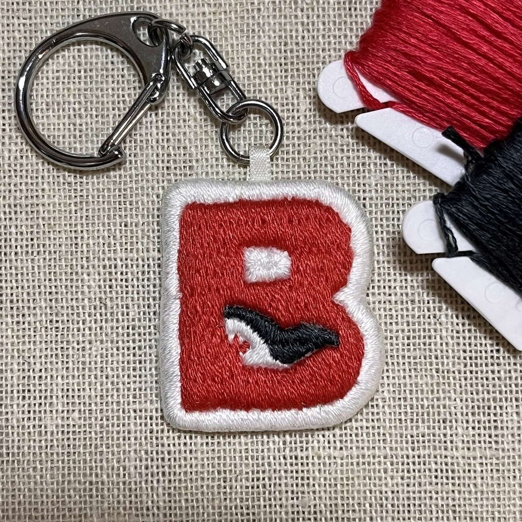 【非公式】ライバーモチーフ刺繍チャームブローチ