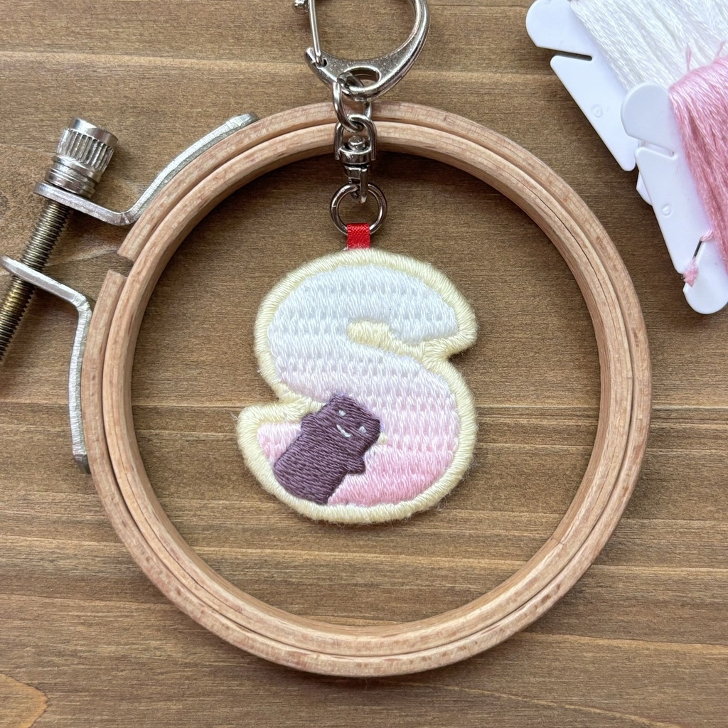 【非公式】ライバーモチーフ刺繍キーホルダー(ver.リクエスト)