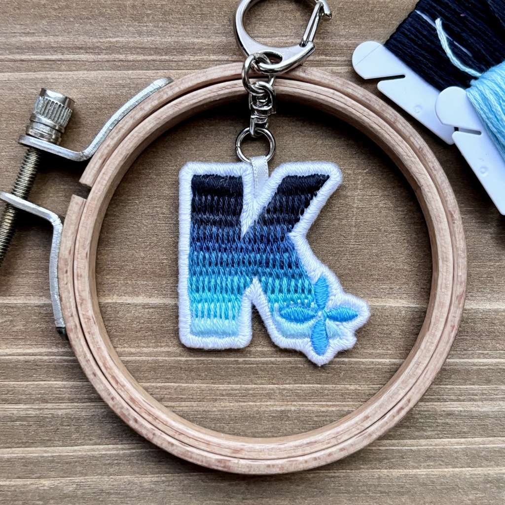 【非公式】ライバーモチーフ刺繍キーホルダー(ver.リクエスト)