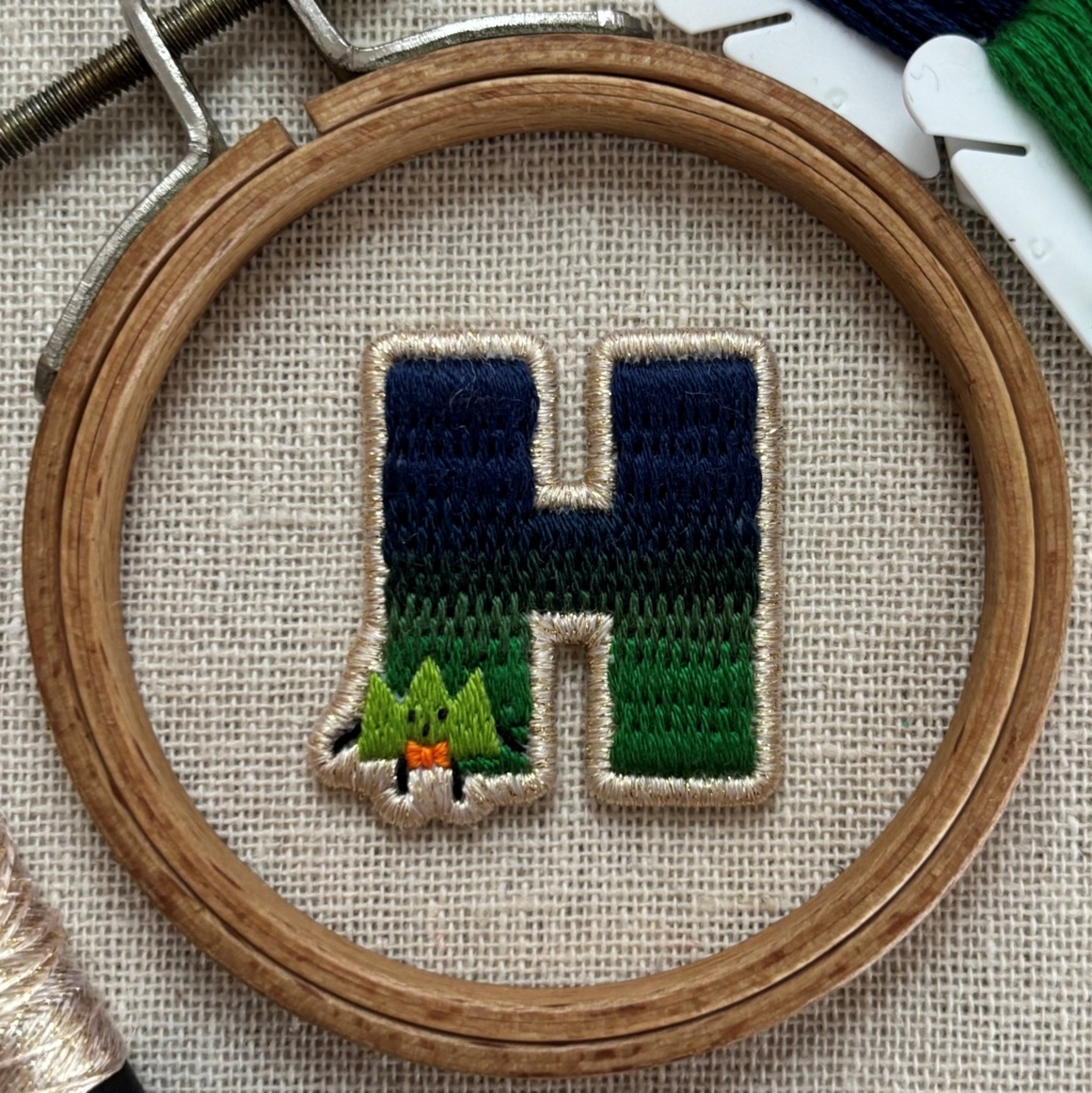 【非公式】ライバーモチーフ刺繍キーホルダー(ver.共通衣装)