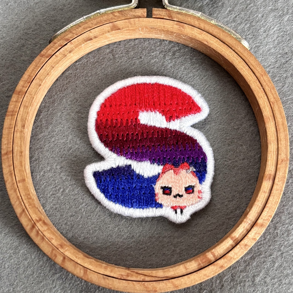 ライバーモチーフ刺繍キーホルダー・ブローチ(#にじそ11)