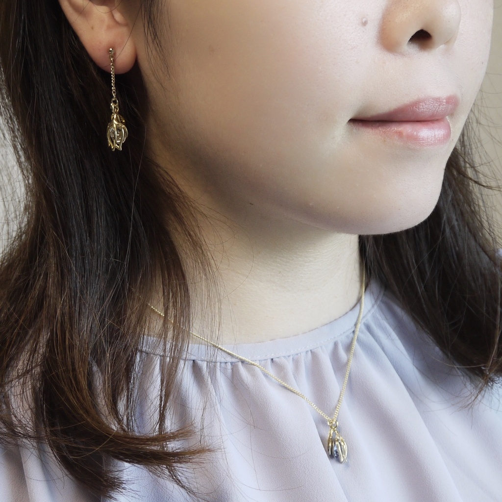 【推し色シリーズ】ゆらゆらチューリップのイヤリング・ピアス