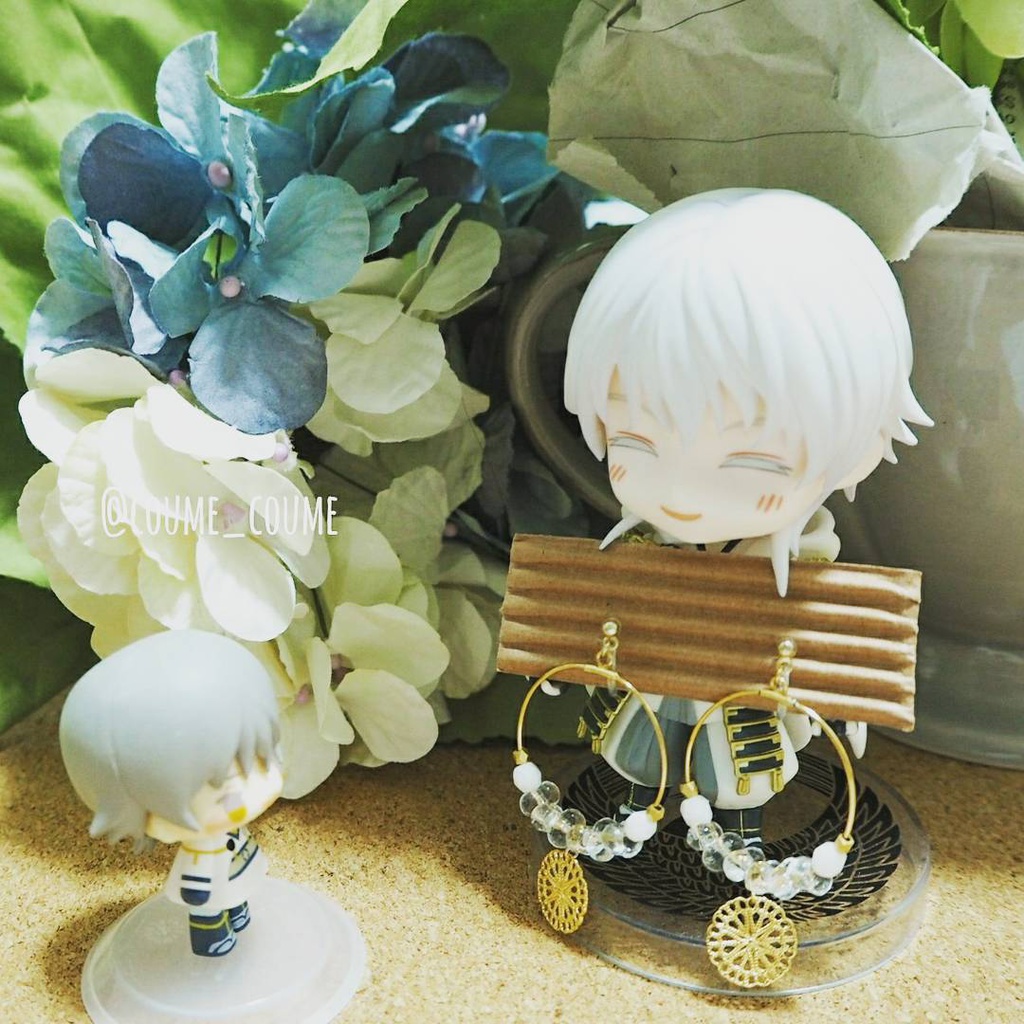 【刀剣乱舞】鶴丸国永イメージピアス ver.2