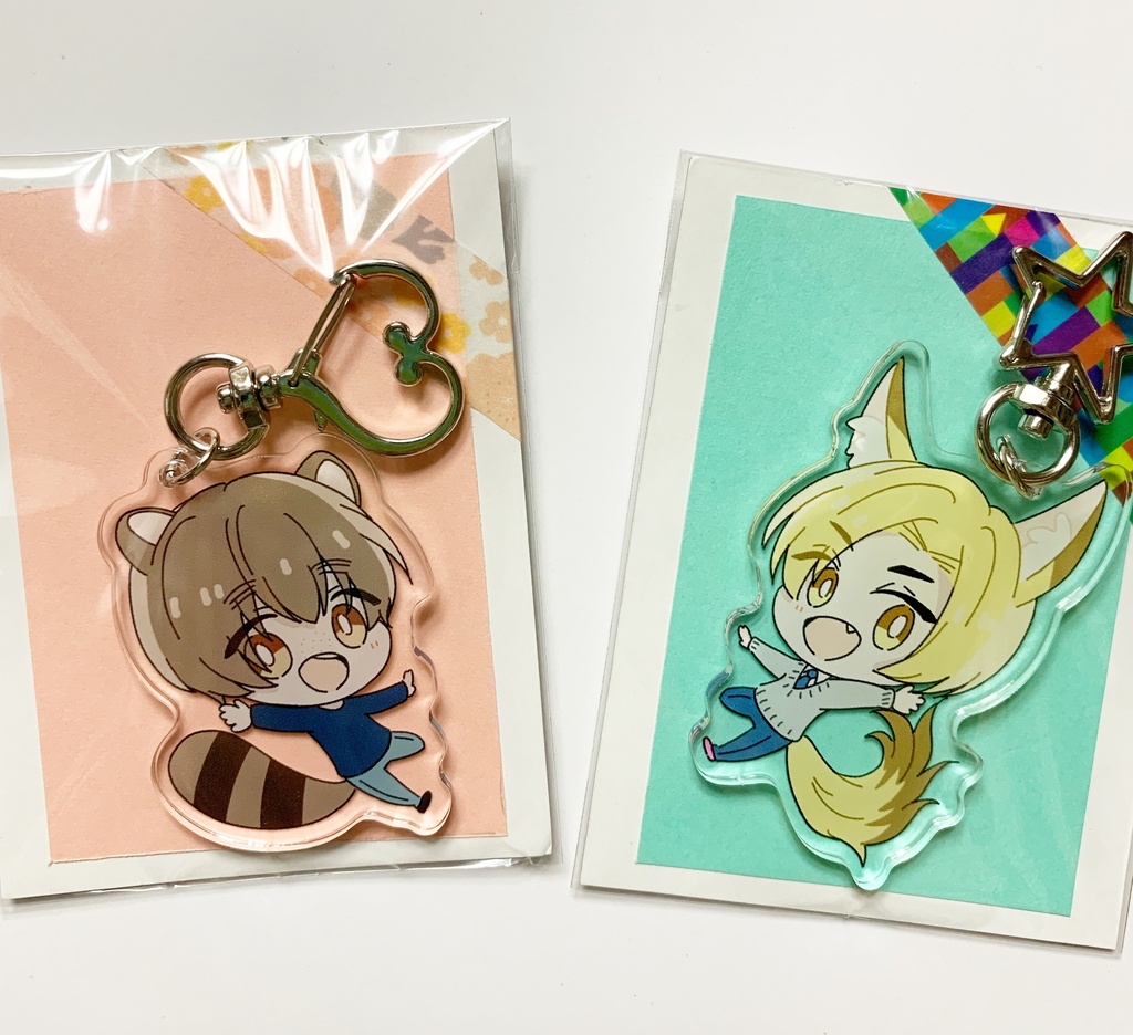 きつねくんとたぬきくんアクキー&シールセット(色紙付)