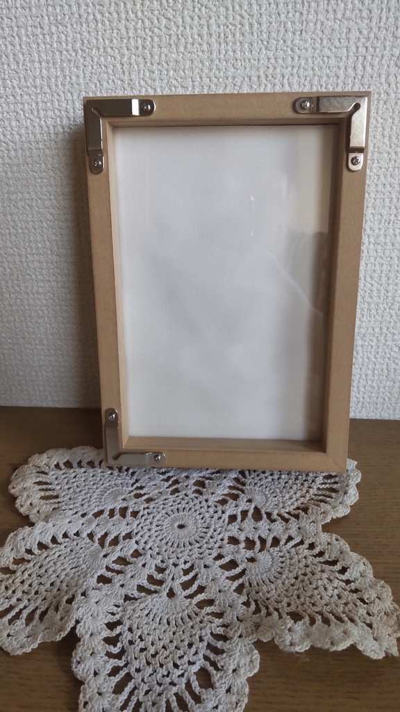 ハガキサイズイラスト原画『髪飾り』