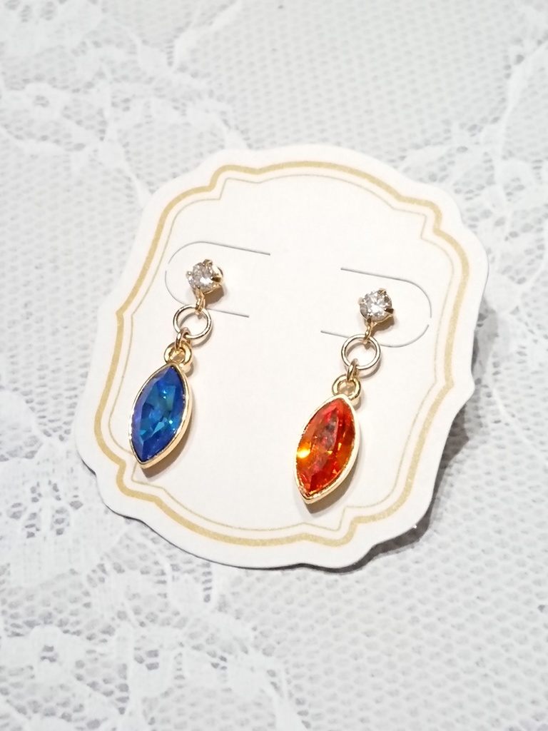 轟爆カラーピアス