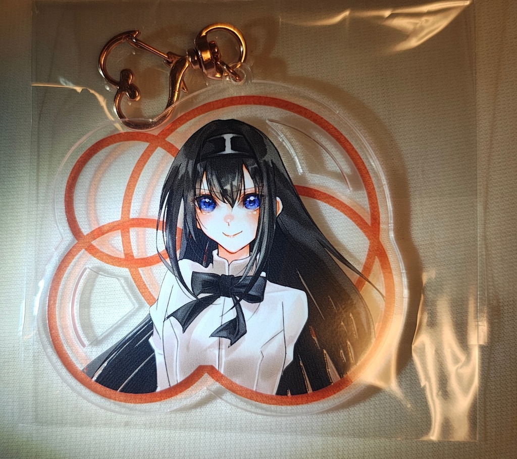 秋葉様ビッグアクリルキーホルダー