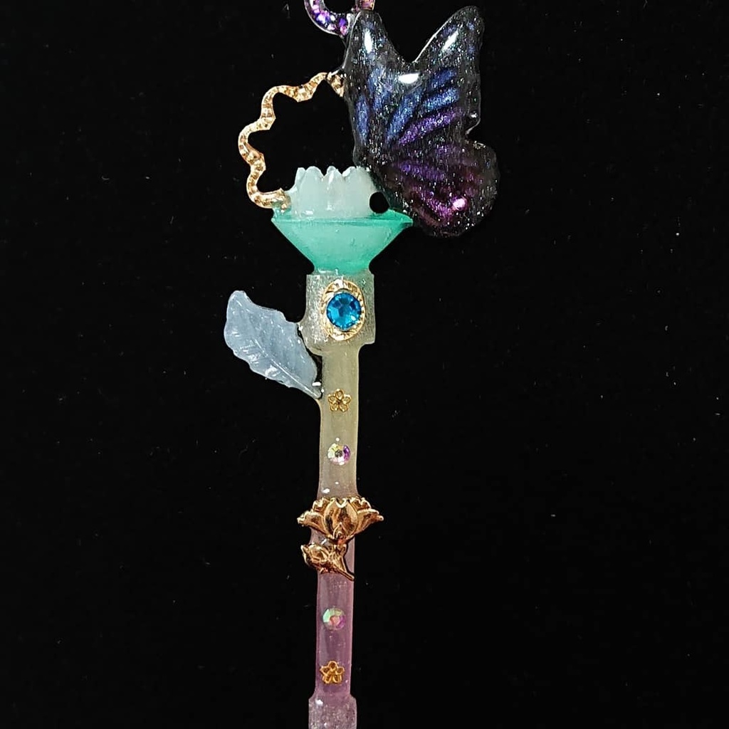 蝶々と花  変身ステッキ風ネックレス  杖 スタッフ ロッド