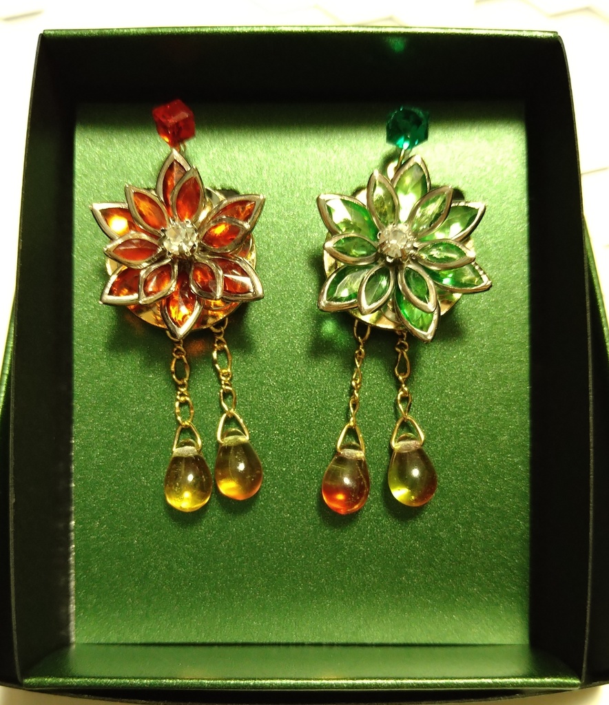 ノンホールピアス 睡蓮