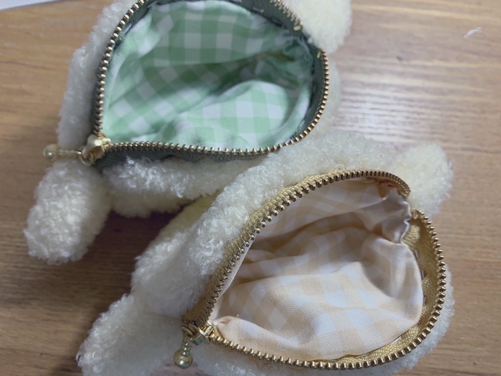 ウルモ犬カオカオポーチ(緑)