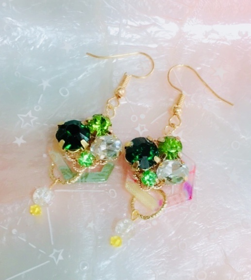 ♦︎KING OF PRISM♦︎香賀美タイガイメージビジューピアス