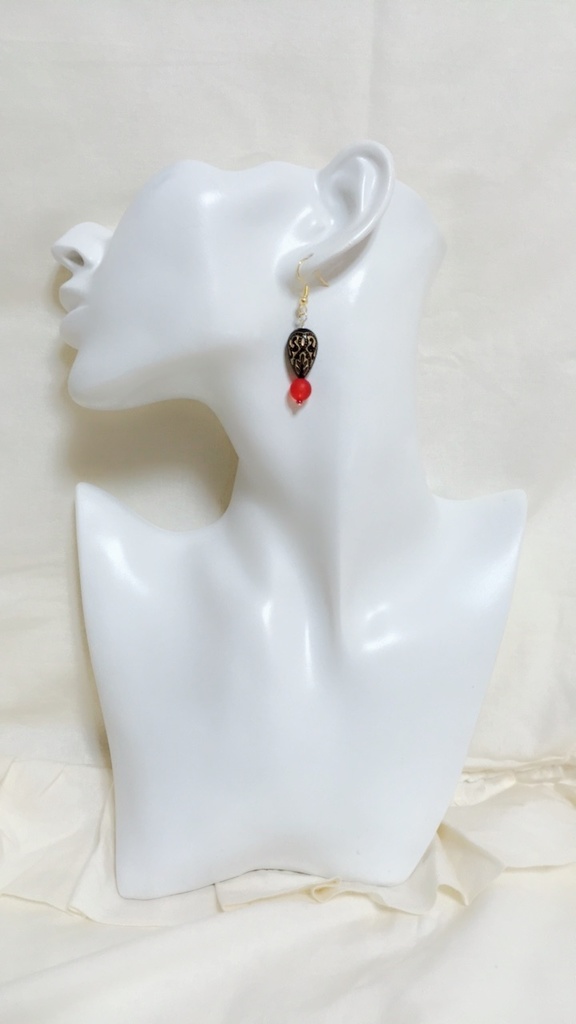 ヴィンテージハートピアス