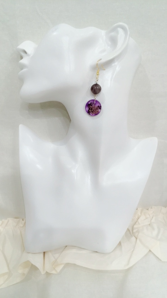 クモの巣レジンピアス 紫