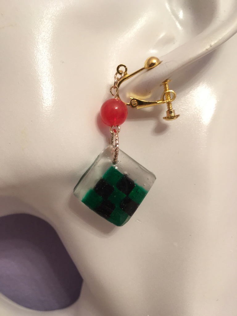 ♦︎鬼滅の刃♦︎竈門炭治郎イメージイヤリング