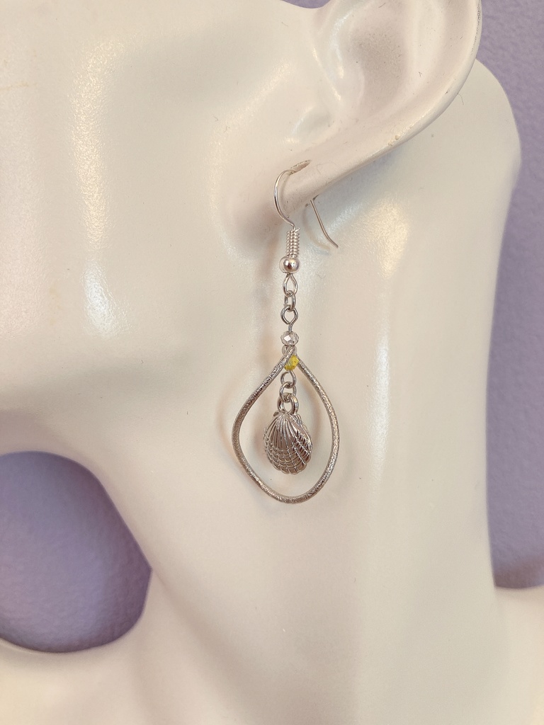 ♦︎ツイステ♦︎ジェイドイメージピアス