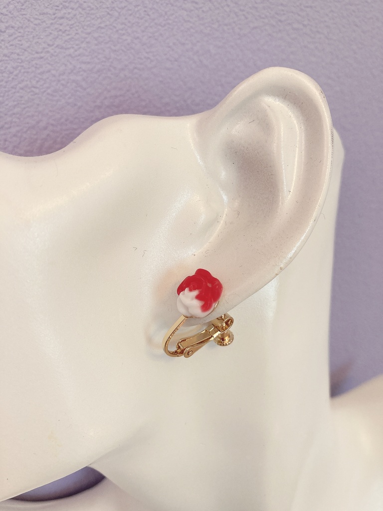 ♦︎ツイステ♦︎薔薇を塗ろうピアス/イヤリング