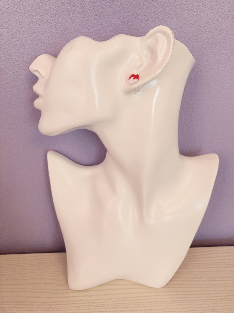 ♦︎ツイステ♦︎薔薇を塗ろうピアス/イヤリング