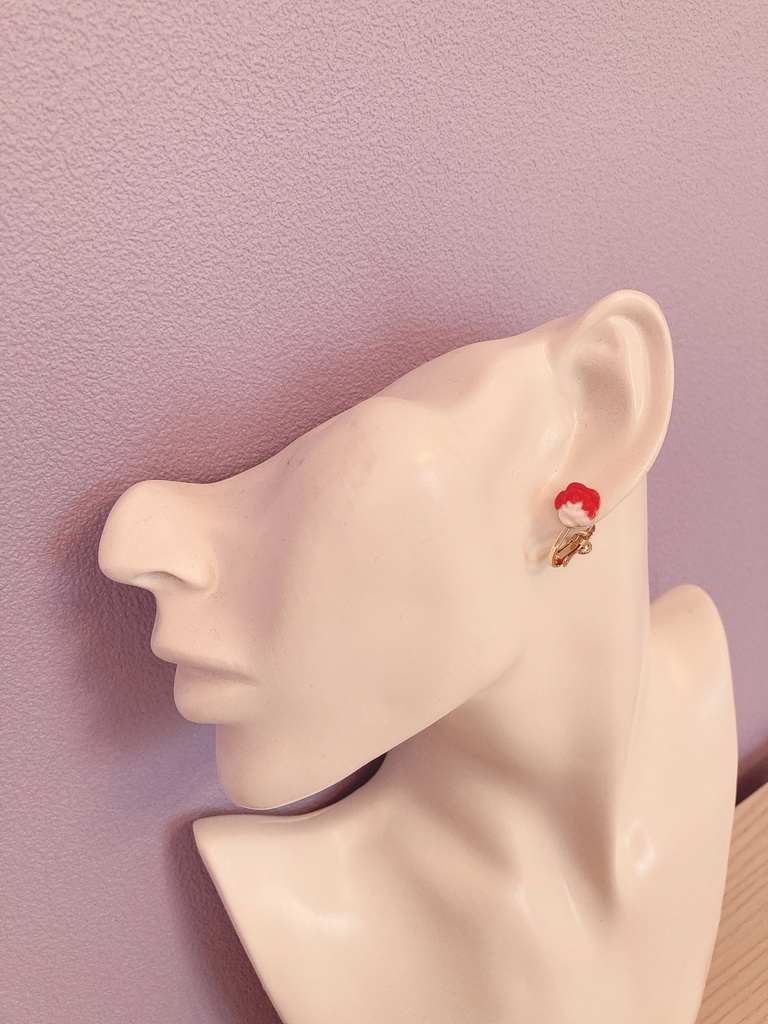 ♦︎ツイステ♦︎薔薇を塗ろうピアス/イヤリング