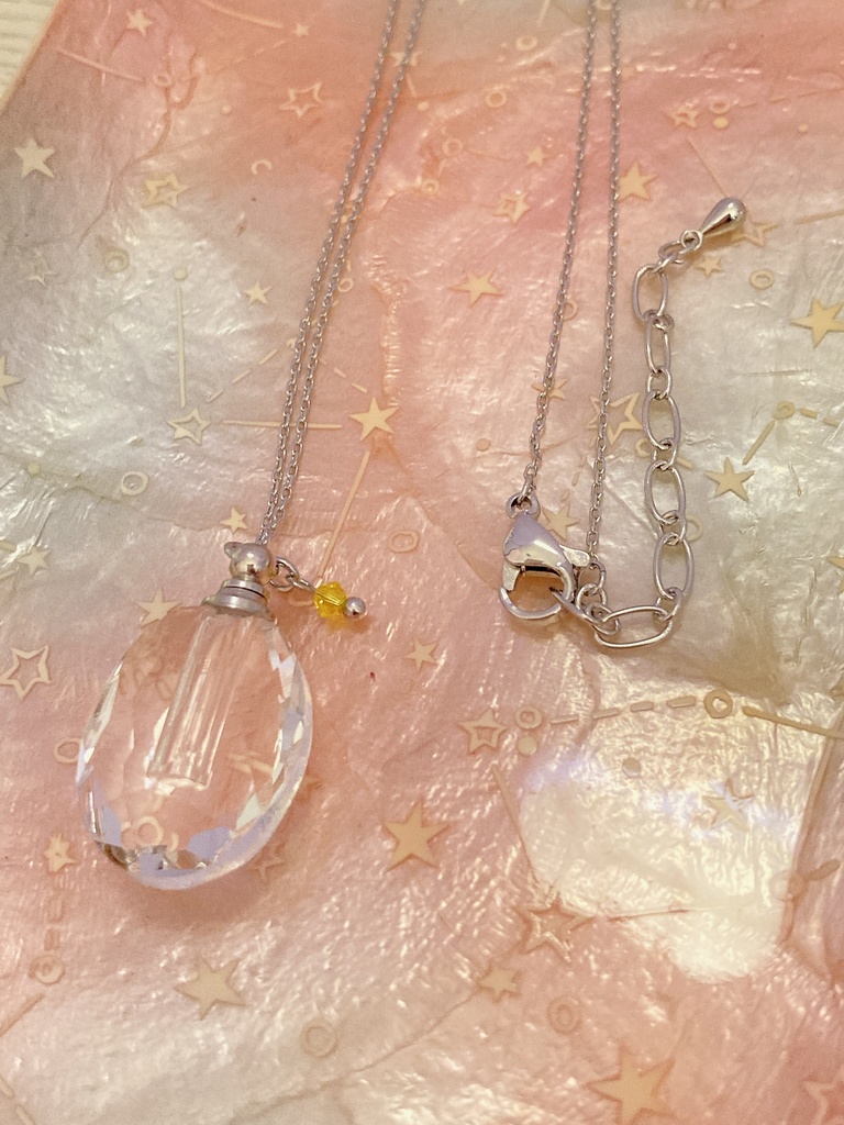 ♦︎推しカラー♦︎香水瓶ネックレス