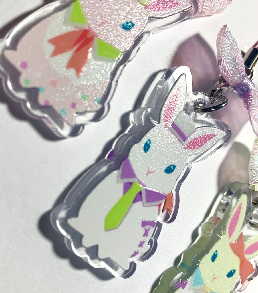 リボンのうさぎアクキー