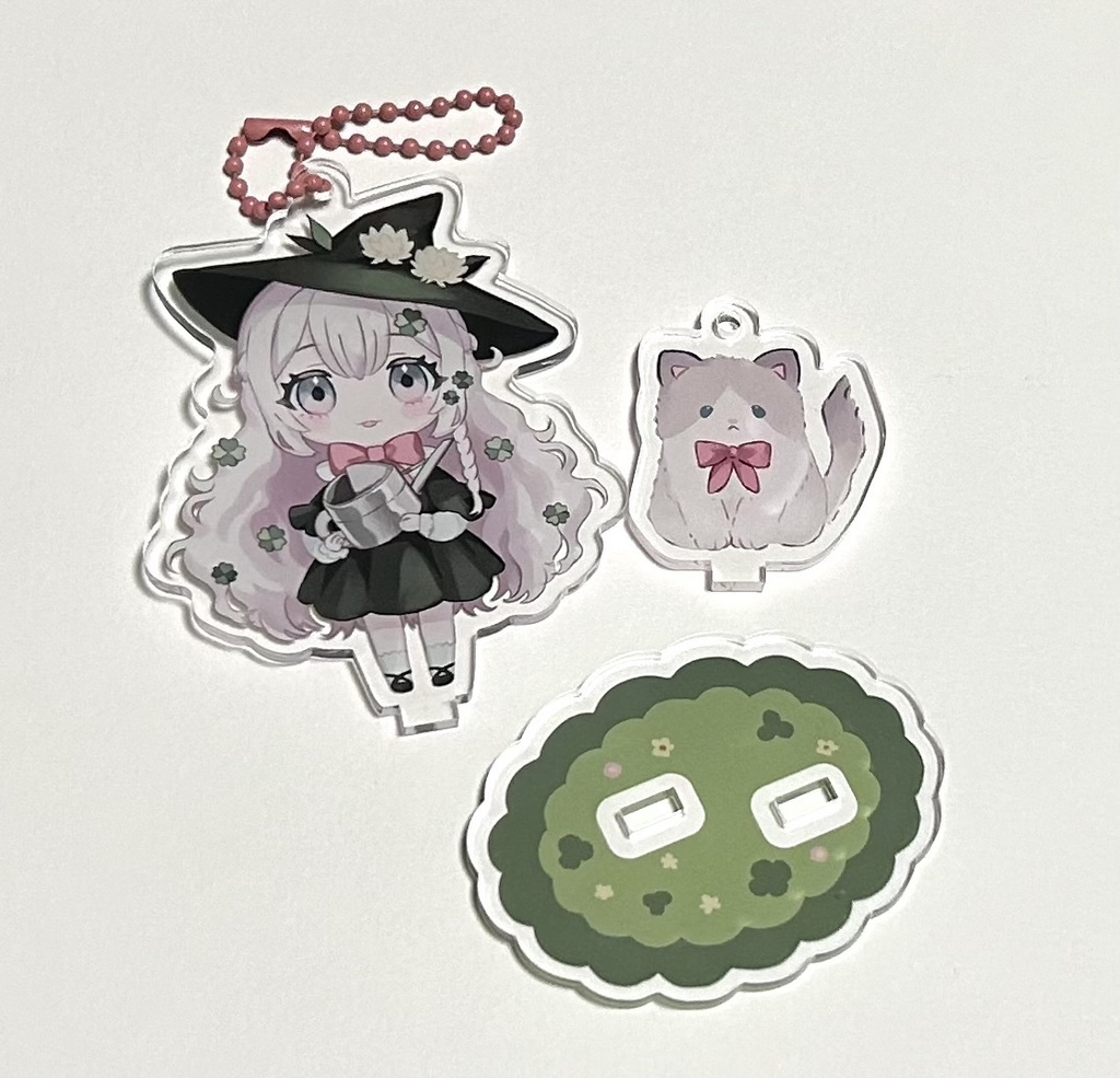 四葉魔女と猫のアクリルフィギュア