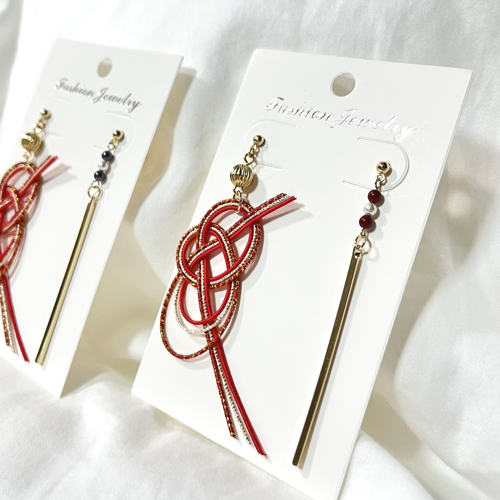 紅月イメージアクセサリー(イヤリング・ピアス)