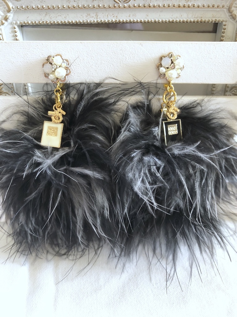 2way香水瓶No.5マラボファービジューイヤリング