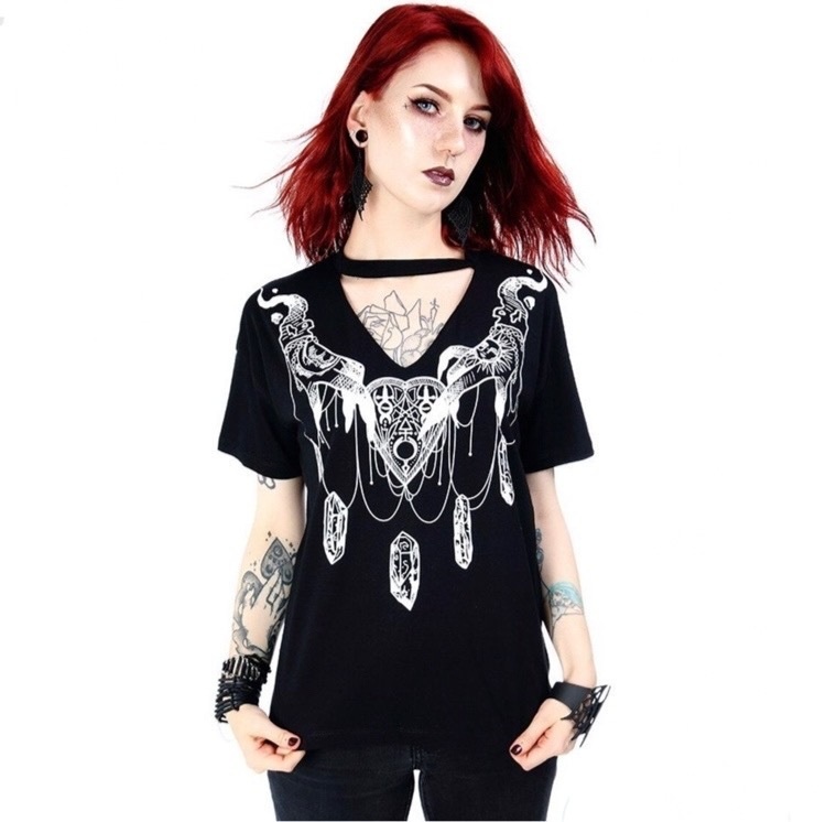 ブラックプリントTシャツ