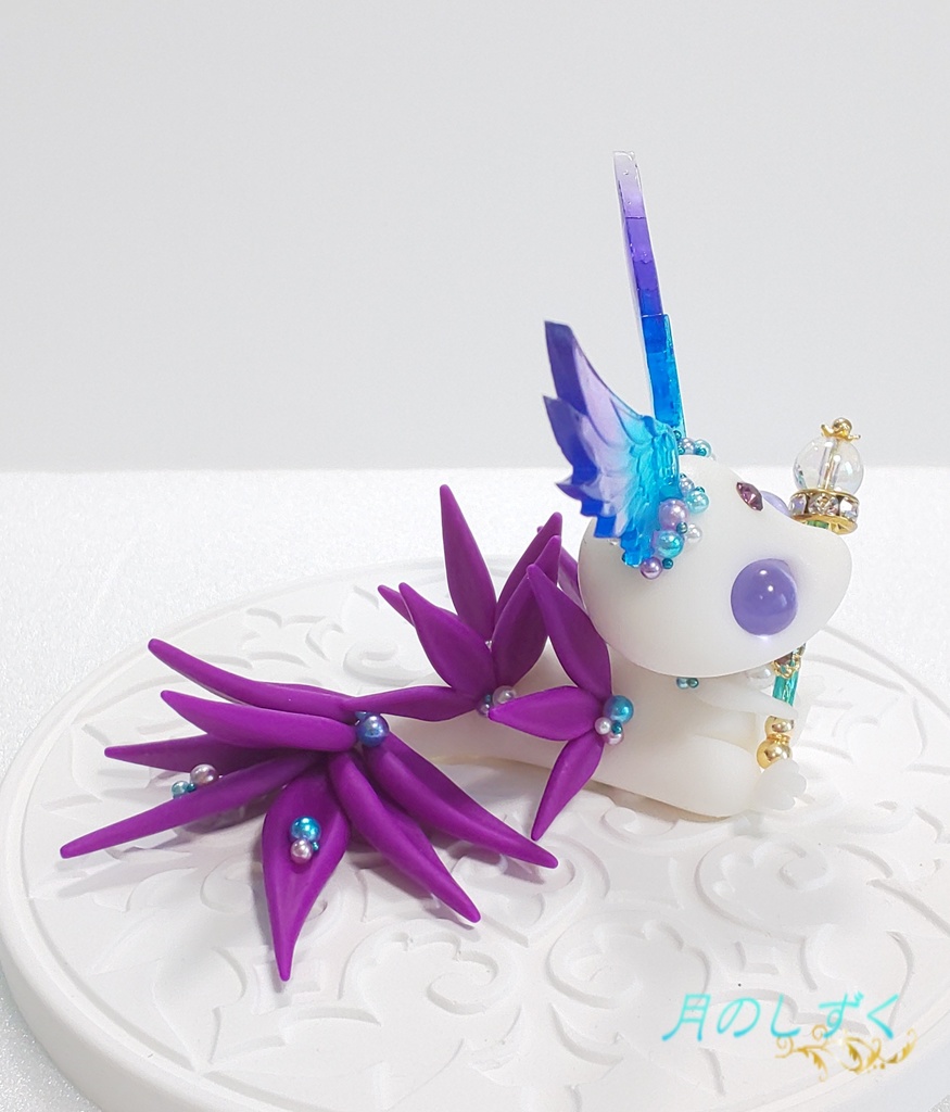① 羽耳ドラゴン(白×パープル)
