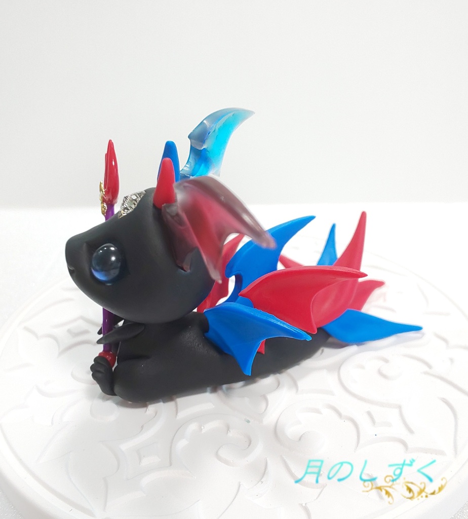 ⑫ 悪魔ドラゴンB(黒×レッド×ブルー)