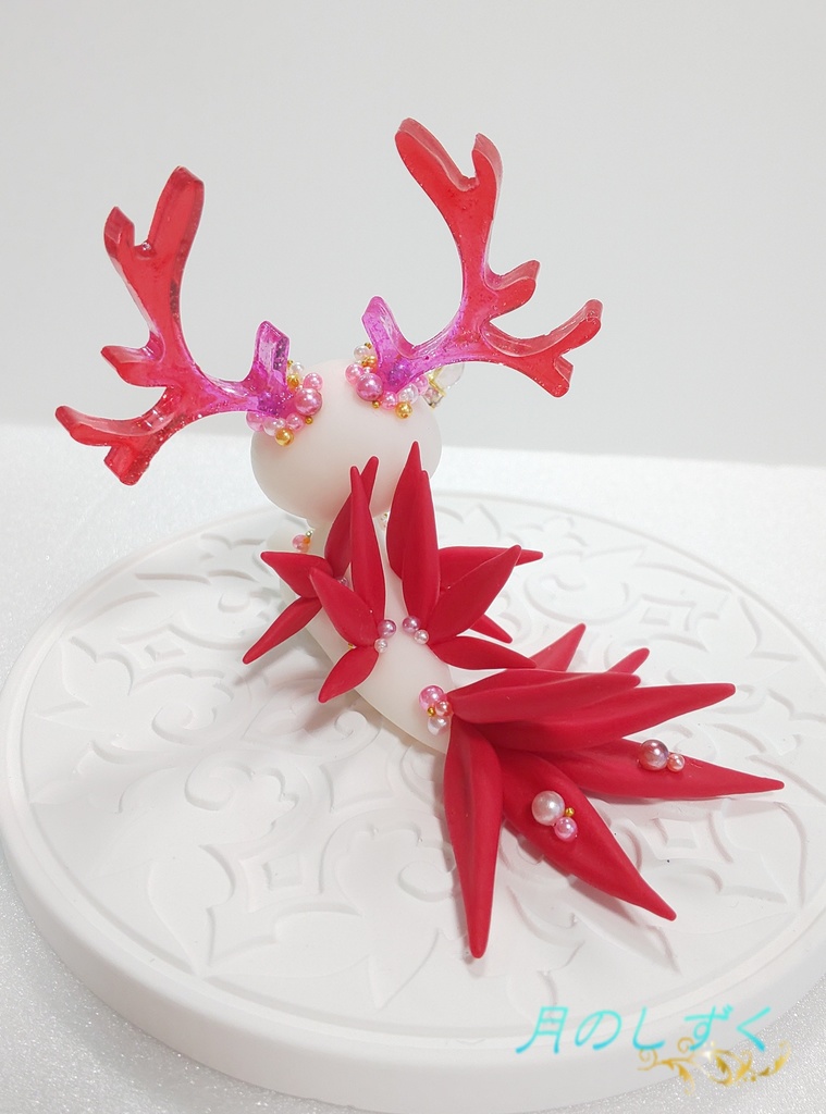 ⑮ 角ドラゴン(白×レッド)