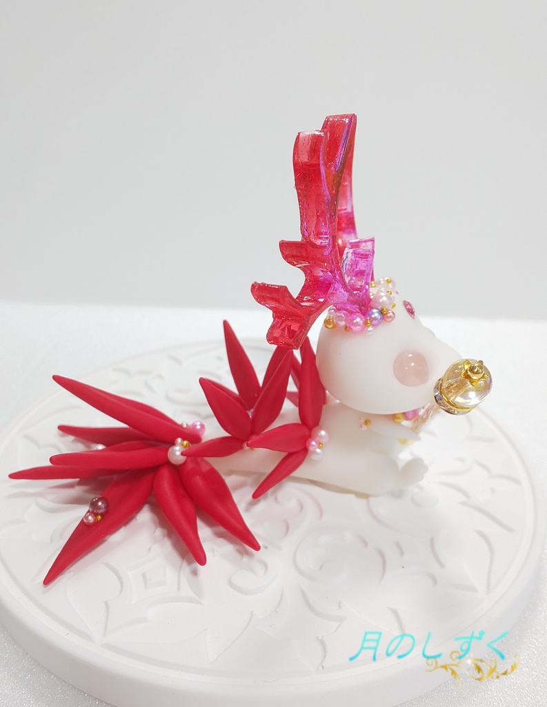 ⑮ 角ドラゴン(白×レッド)