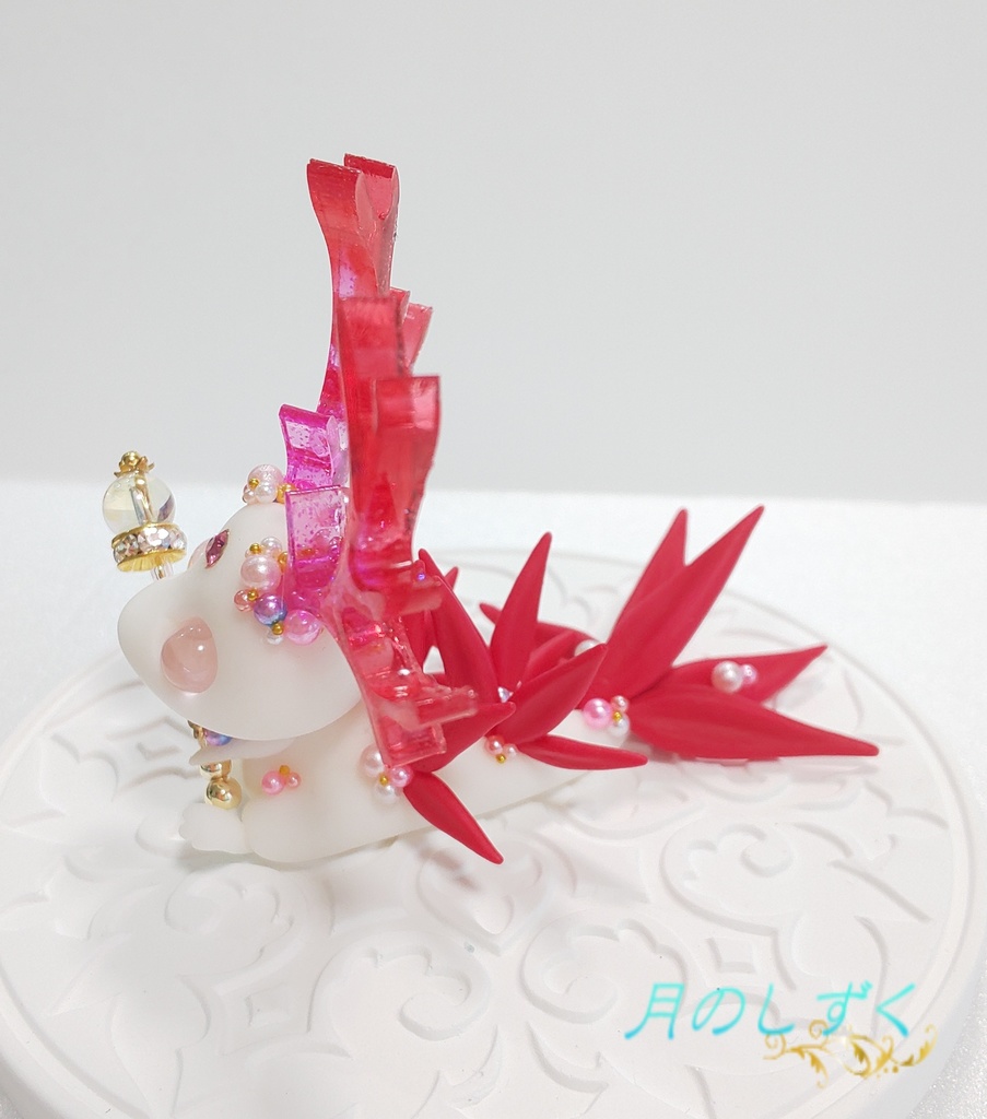 ⑮ 角ドラゴン(白×レッド)