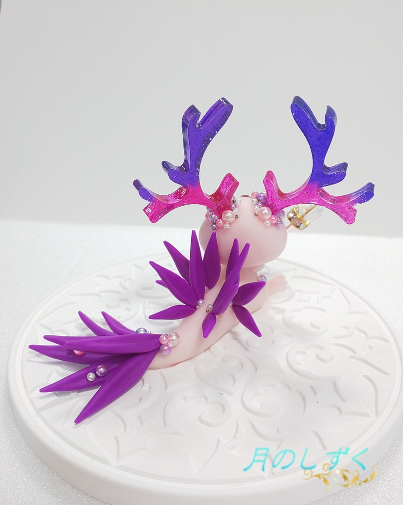 ㉘ 角ドラゴン(ライトピンク×パープル)