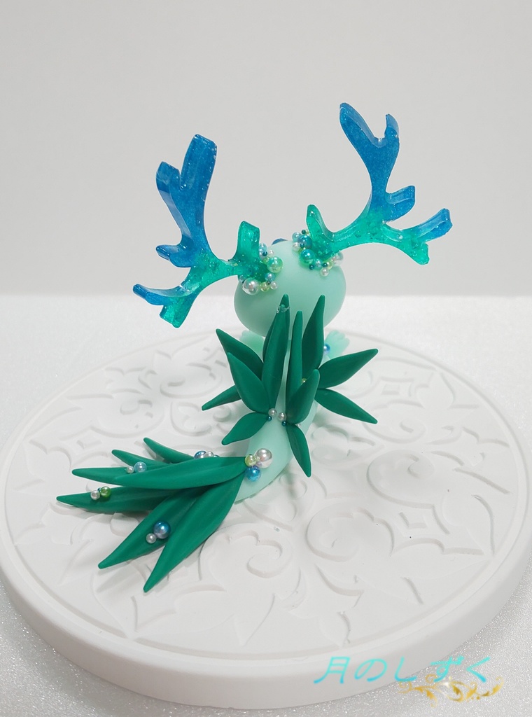 ㉝ 角ドラゴン(ライトブルー×エメラルド)魔導書タイプ