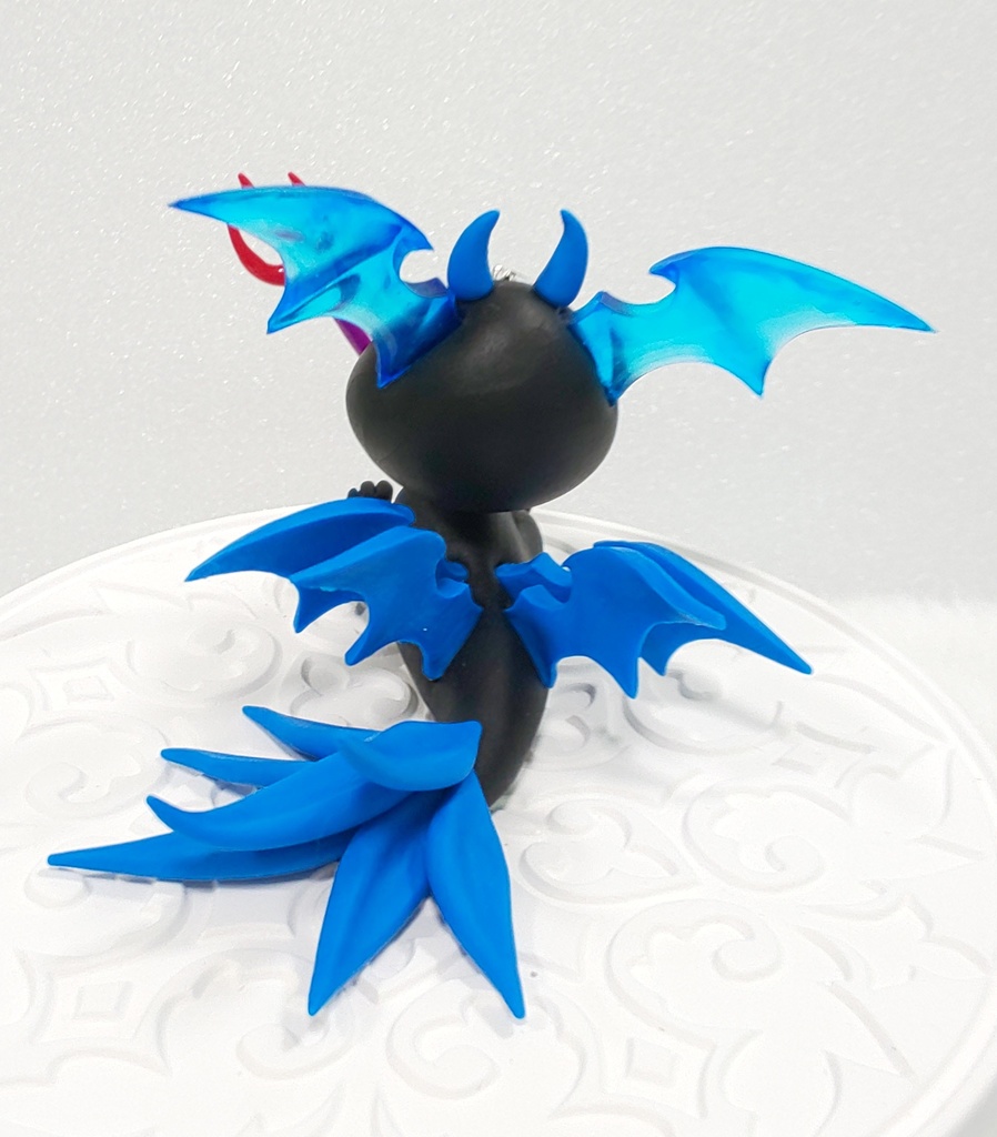 ㊸悪魔ドラゴン(ブラック×ブルー)