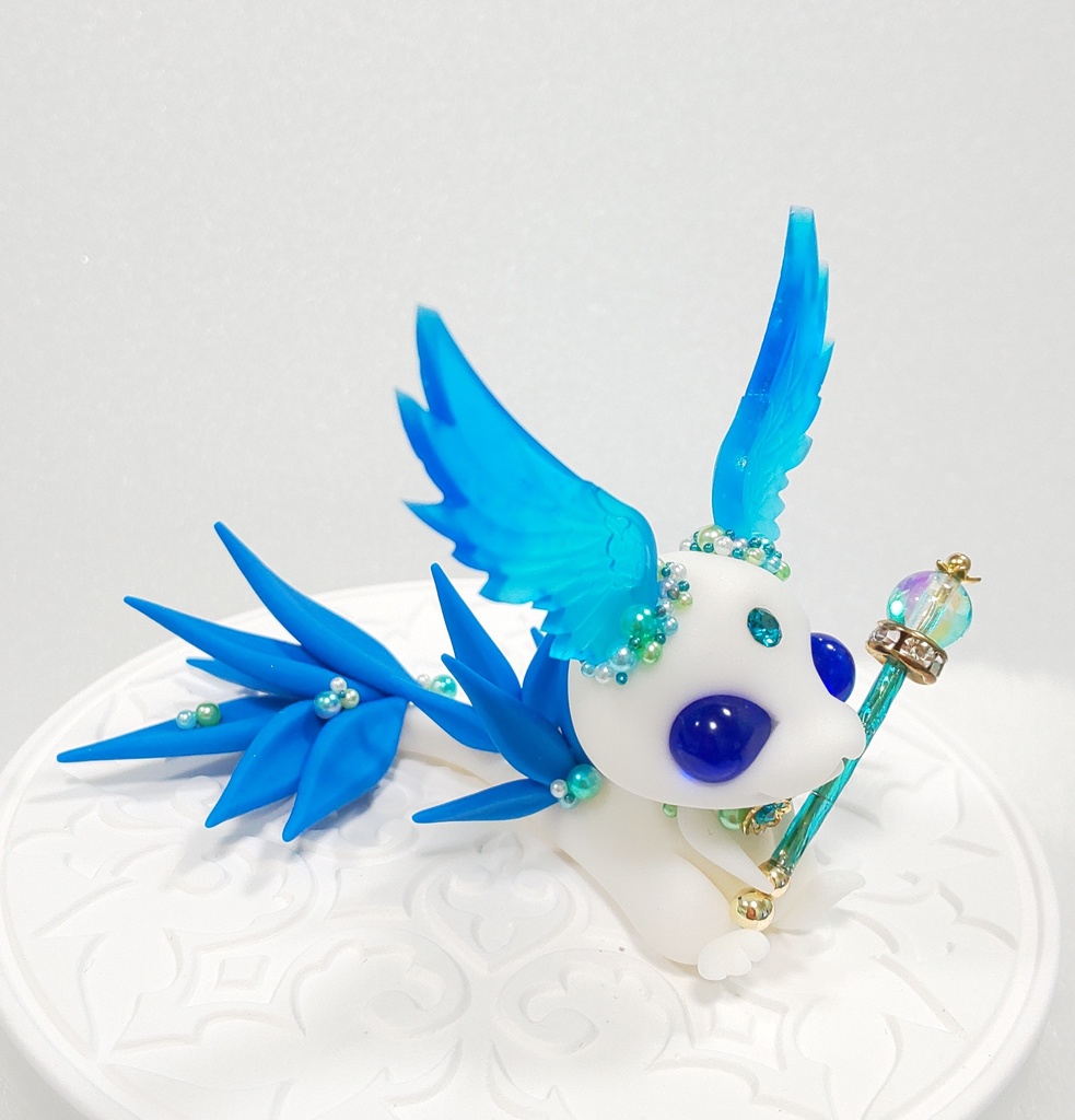 ㊽羽耳ドラゴン(ホワイト×ブルー)