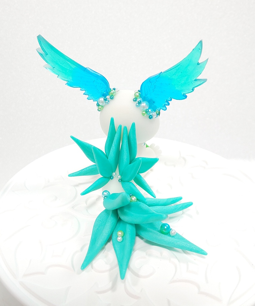 【52】羽耳ドラゴン(ホワイト×パールエメラルド)(魔導書タイプ)