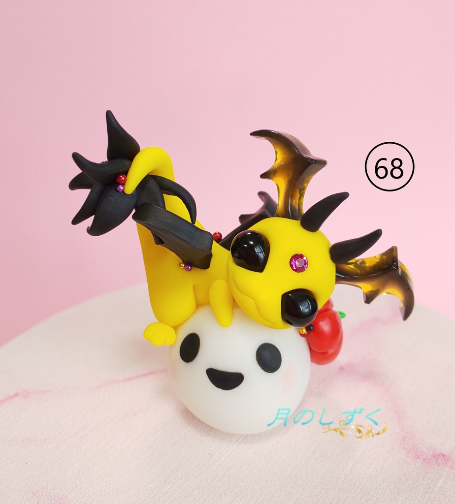 【68】ハロウィン限定!! マシュマロお化けにしがみつくちびドラゴン(イエロー)