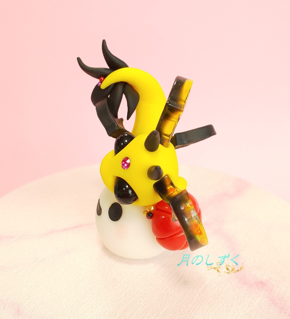 【68】ハロウィン限定!! マシュマロお化けにしがみつくちびドラゴン(イエロー)