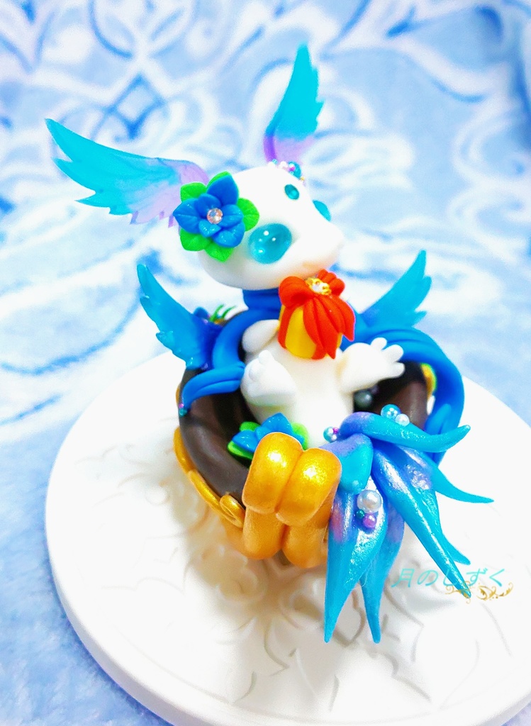 【108】クリスマス限定!! ソリでプレゼントを運ぶ羽耳ドラゴン(パールブルー)