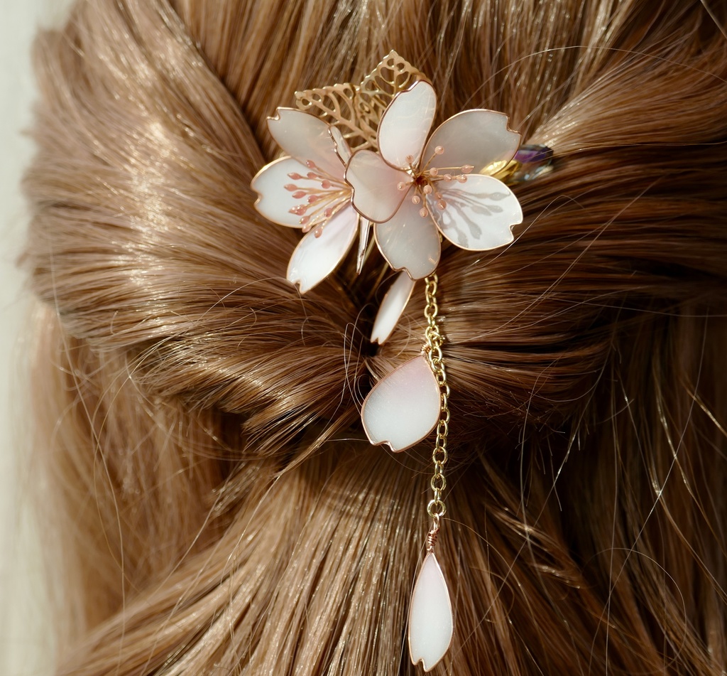 桜の髪飾り（コームタイプ小）