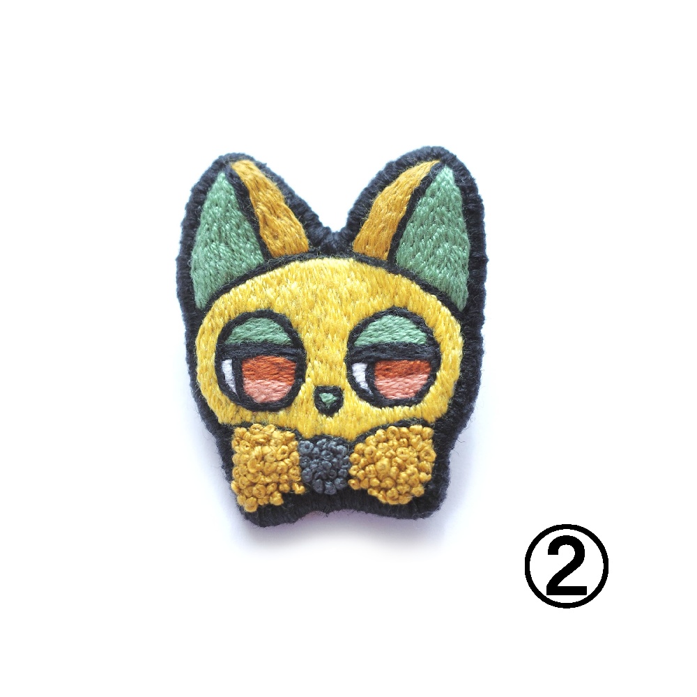 秋色の猫たち 2025【刺繍ブローチ】