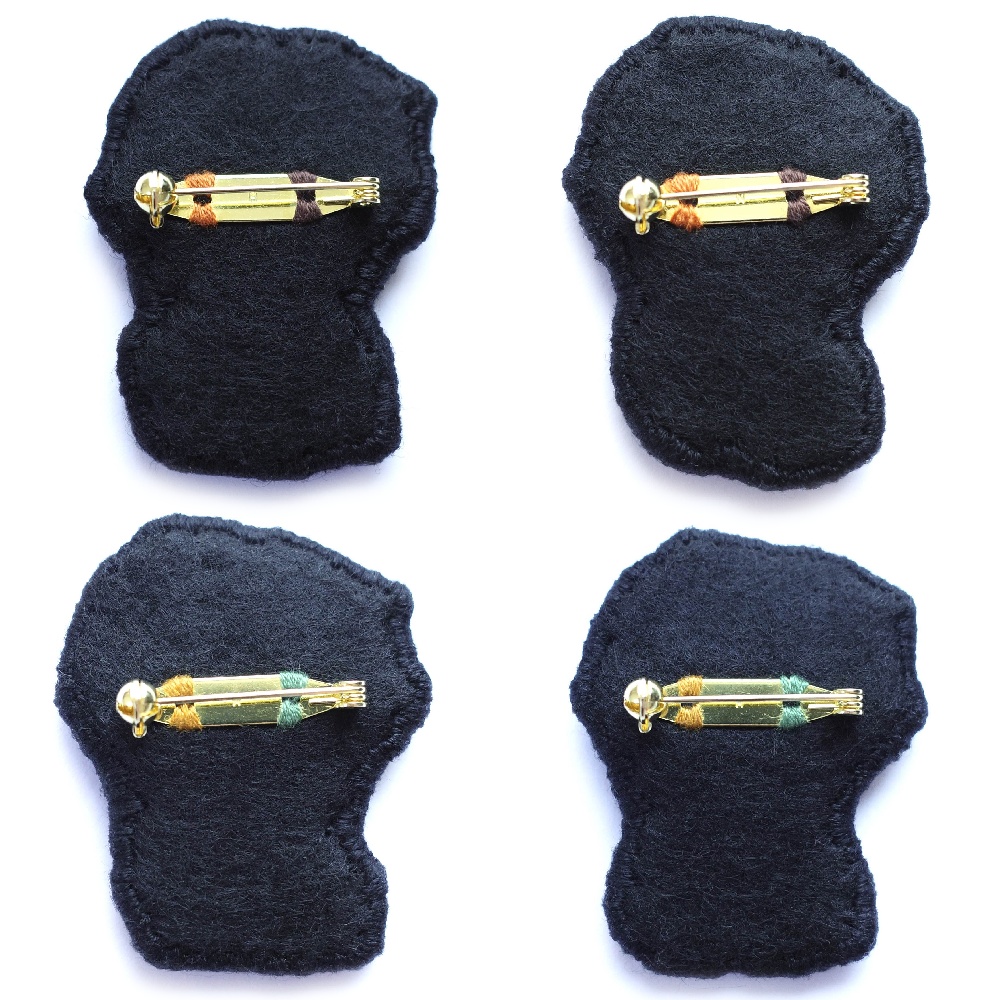 秋色の和服の子たち 2025【刺繍ブローチ】