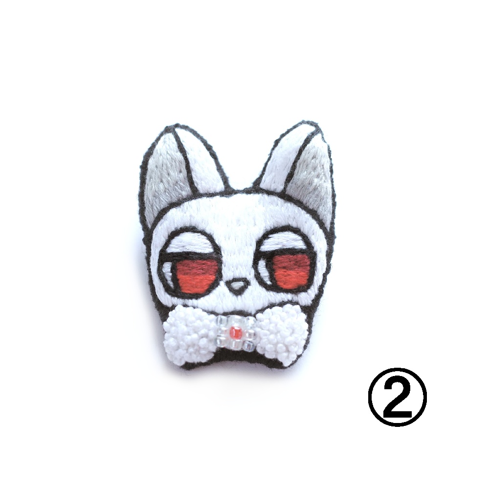 【ドイツと日本】世界の猫たち#001【刺繍ブローチ】