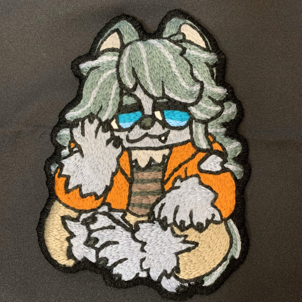 【壁掛け刺繍】オオカミの子