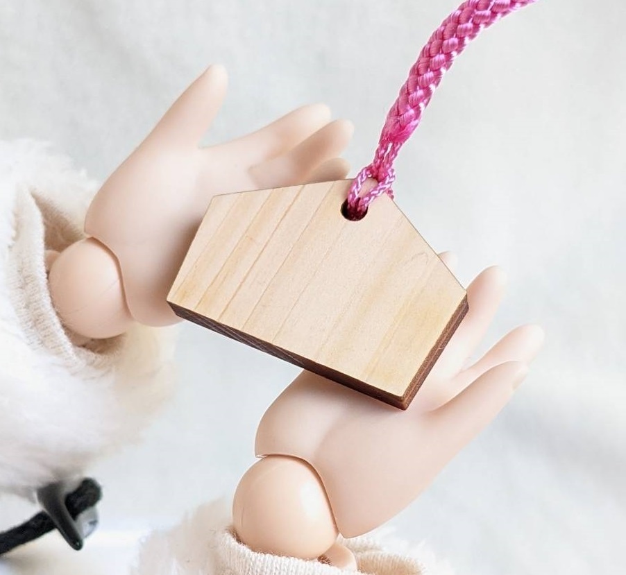 ドール用絵馬 うさぎさん・白猫とボール・茶トラ&三毛 小さいドールから大きいドールまで楽しめるミニチュア絵馬