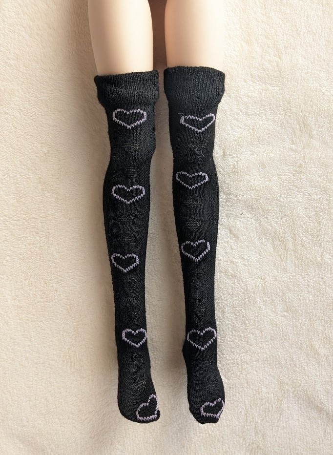 1/3フリーサイズニーソックス ホイップラインハート 黒・ピンク